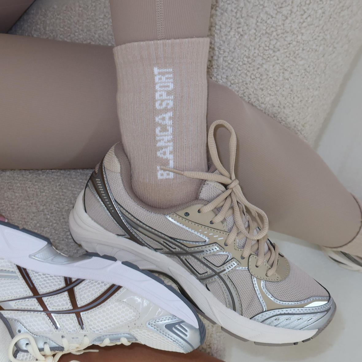 Blanca Sport Girls Taupe Logo Socks