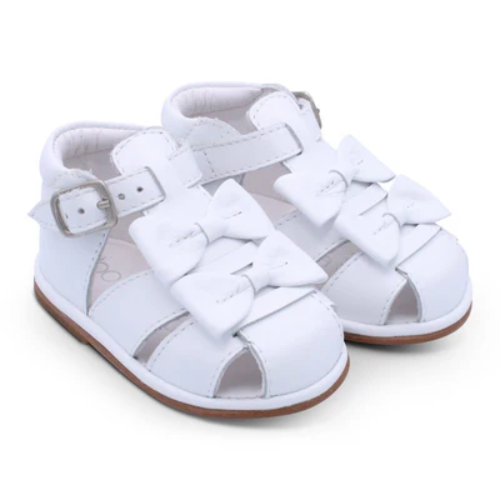 Borboleta Girls White 'Dina' Sandals
