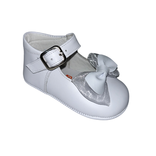 Andanines Baby White Tulle Bow Prewalkers