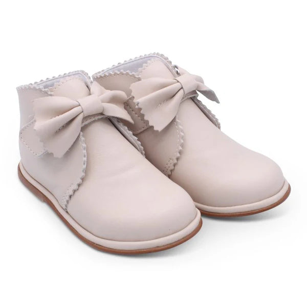 Borboleta Girls Beige 'Sharon' Bow Boots
